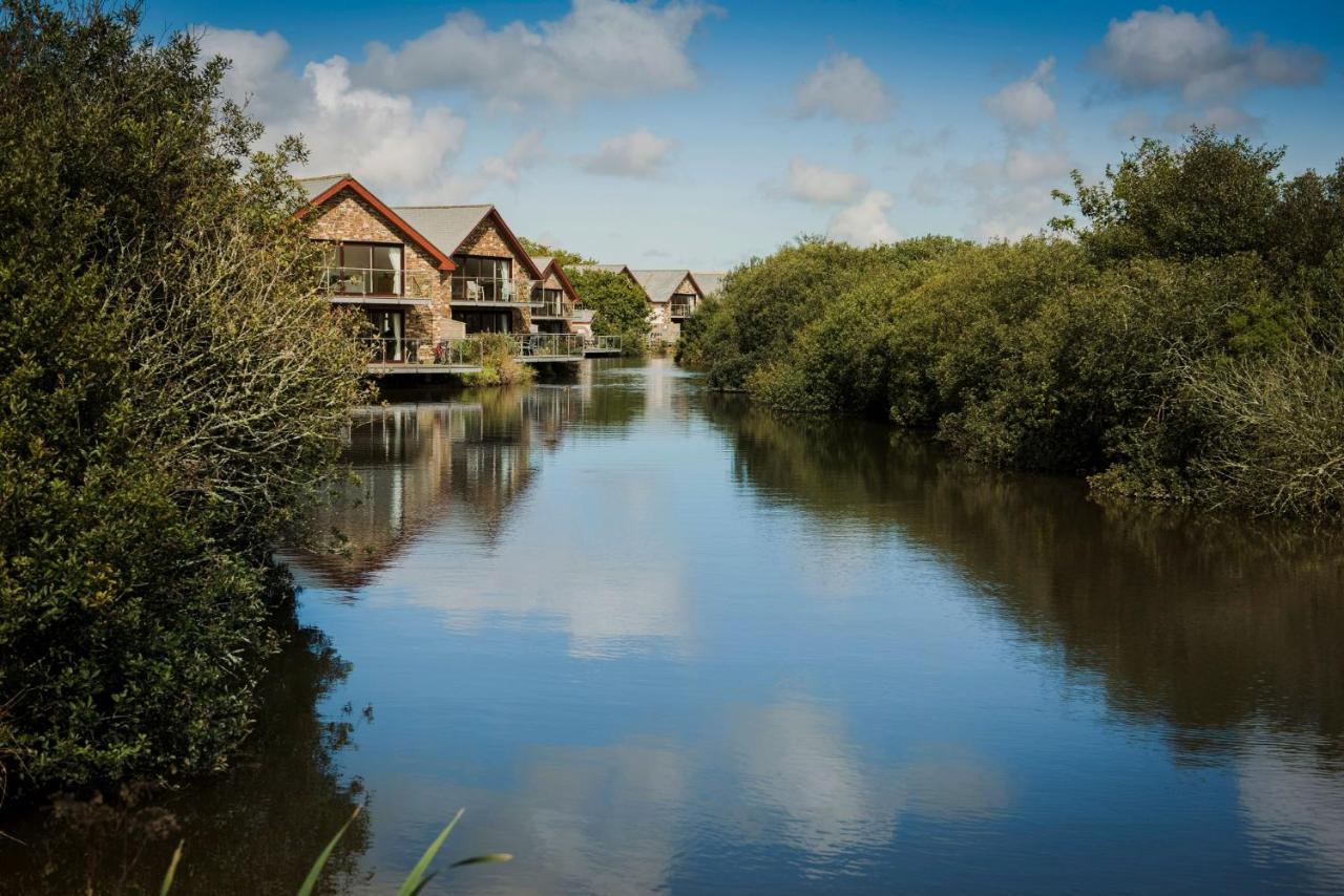 Kingfisher Hot Tub & Log Burner House On Premium Lakeside With Resort Facilities St Columb Major Exterior foto